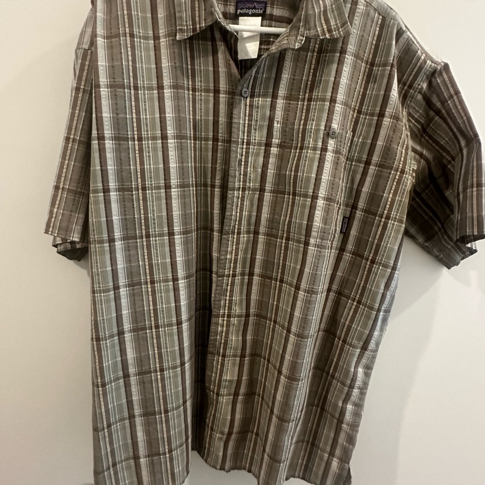 Patagonia Brown and White Plaid Short-Sleeve Button-Down Shirt